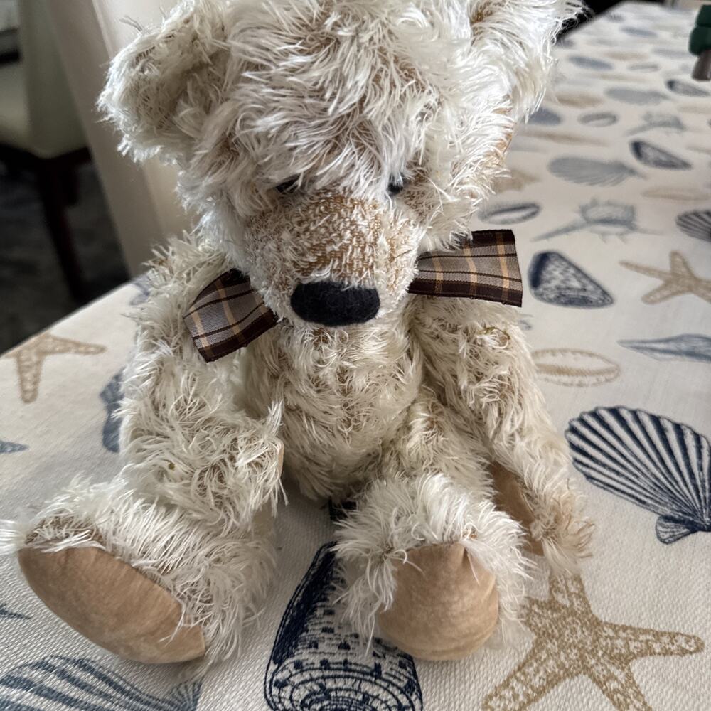 Russ Oliby Bear Long Hair Mint Condition
